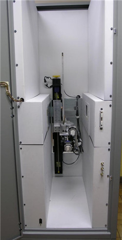 大型分析系統(tǒng)的內(nèi)部構(gòu)造_副本.jpg 大型分析系統(tǒng)的內(nèi)部構(gòu)造_副本.jpg